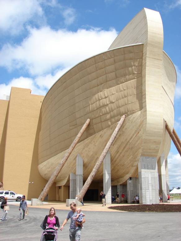 Figure 47. The stern of the Ark, partly covered in cloth.